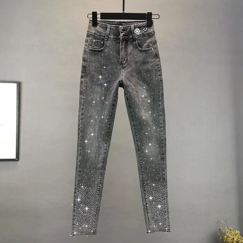Jeans para Dama con Diamantes: 5 Razones de este Estilo Exclusivo - Imagen 2