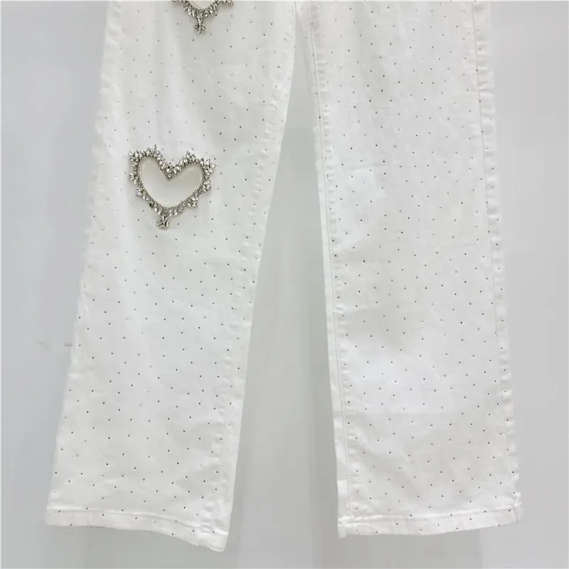 Jeans con Corazón de Diamantes: 5 Claves para un Estilo Irresistible - Imagen 6