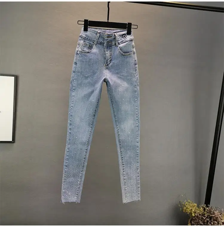 Jeans para Dama con Diamantes: 5 Razones de este Estilo Exclusivo - Imagen 11