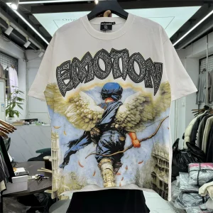 Camiseta Streetwear Angel Print MIXED EMOTION estilo urbano